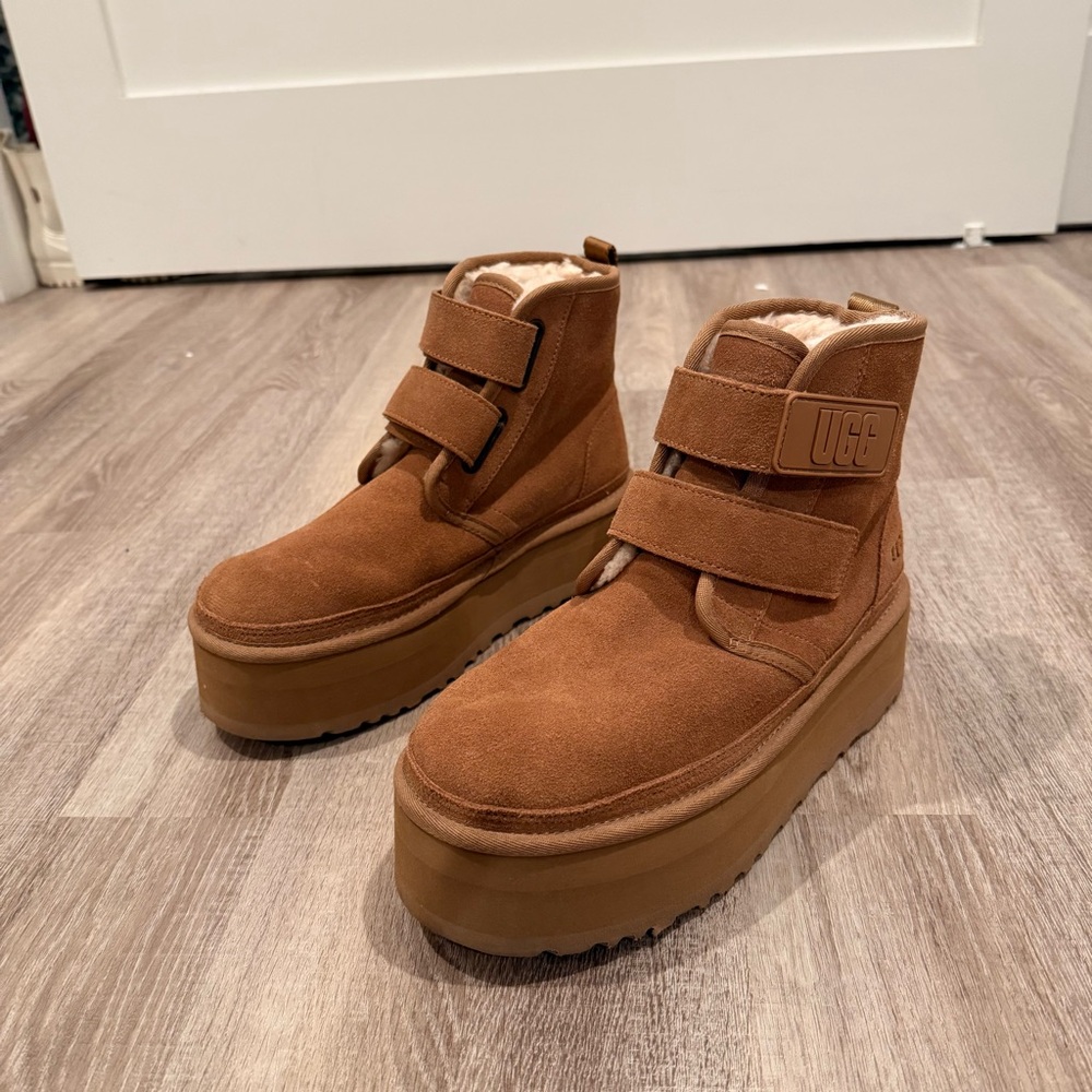 UGG Neumel Platform Boots